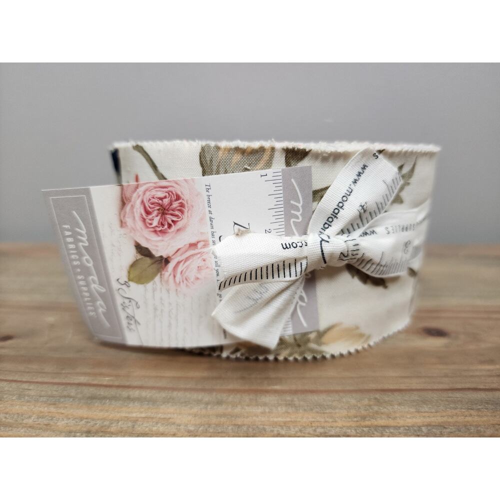 Daybreak 44240JR 3 Sisters For Moda Jelly Roll 2.5" Strips